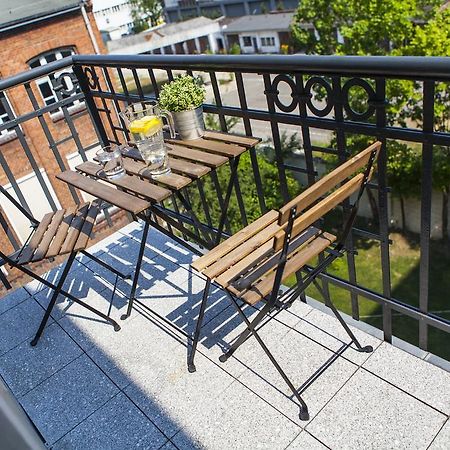 Homewell Apartments Pod Szczerbatym Познан Екстериор снимка
