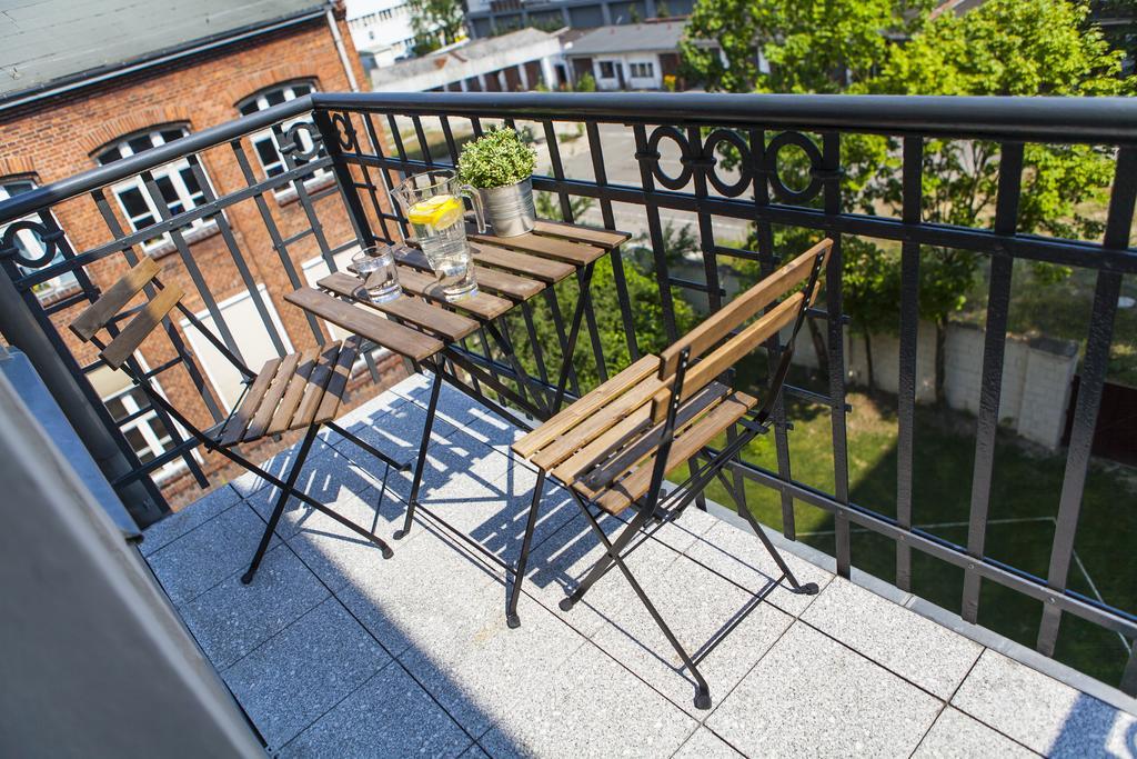 Homewell Apartments Pod Szczerbatym Познан Екстериор снимка