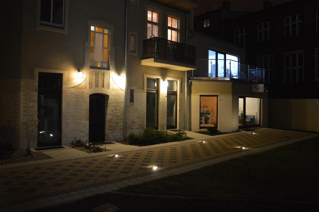 Homewell Apartments Pod Szczerbatym Познан Екстериор снимка